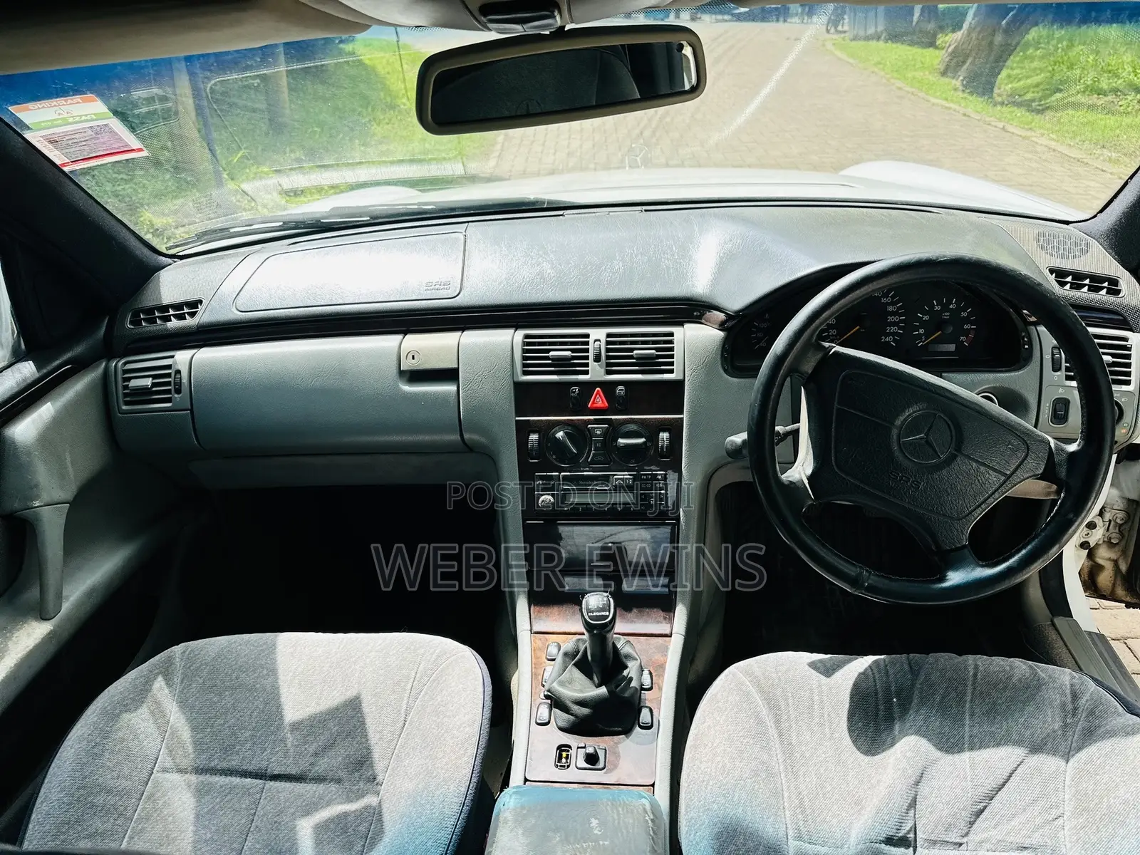 Mercedes-Benz E230 1997 White