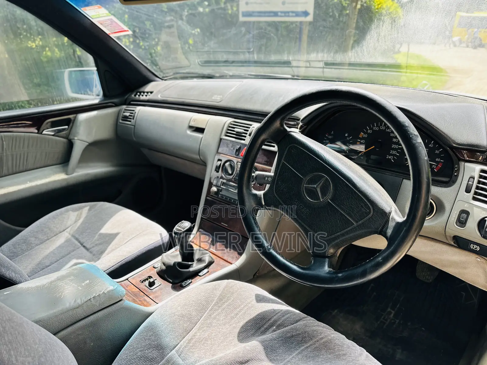Mercedes-Benz E230 1997 White
