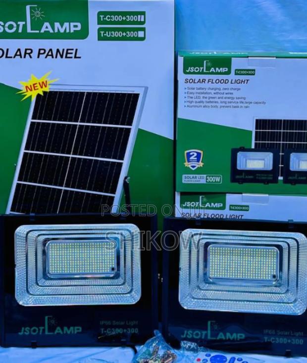 100+100w Solar Light – Compact Efficient