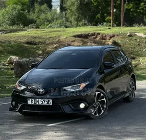 Toyota Auris 2016 Matt Black