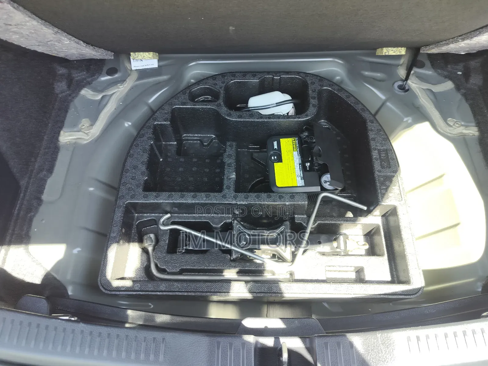 Toyota Auris 2016 Matt Black