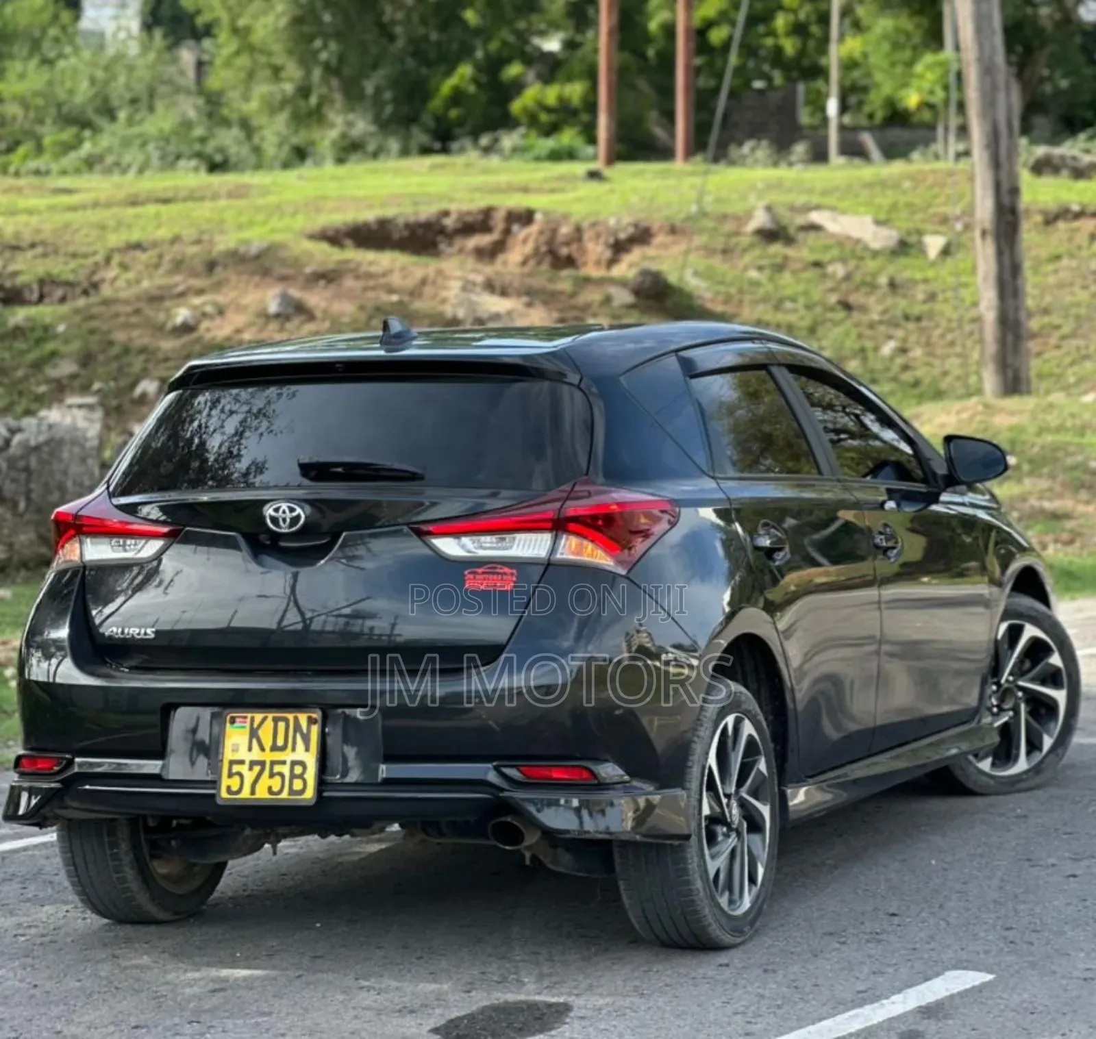 Toyota Auris 2016 Matt Black