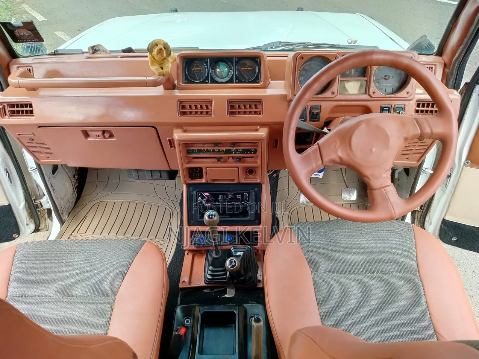Mitsubishi Pajero 1990 White