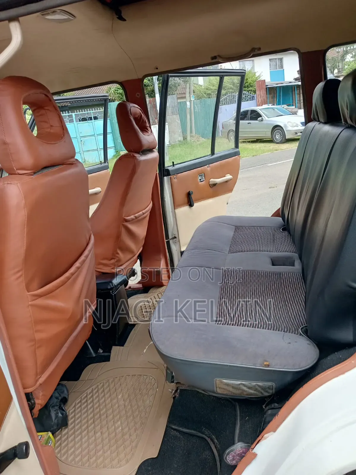 Mitsubishi Pajero 1990 White