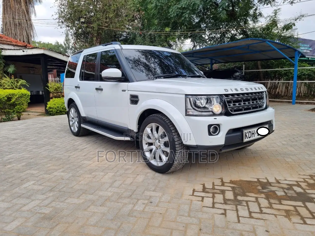 Land Rover Lr4 2015 White
