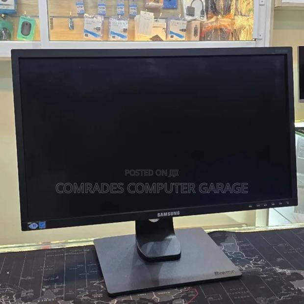 22 Inches Samsung Refurbished Monitor