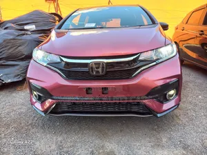 Honda Fit Sport 2019 Pink