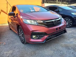 Honda Fit Sport 2019 Pink