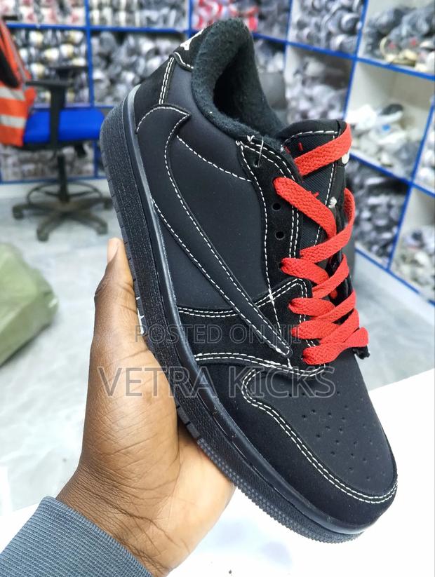 Jordan 1 Low Sb Dunks Men’S Streetwear Skate Sneakers