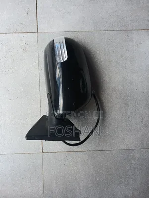 Vitz 2010 Side Mirror With Indicator