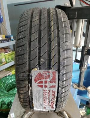 235/55r17 Zextour