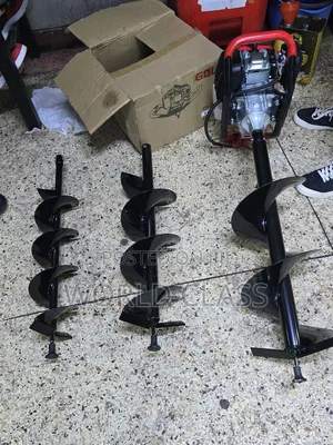 4 Stroke Earth Auger With 3 Blades 150mm,200mm,250mm