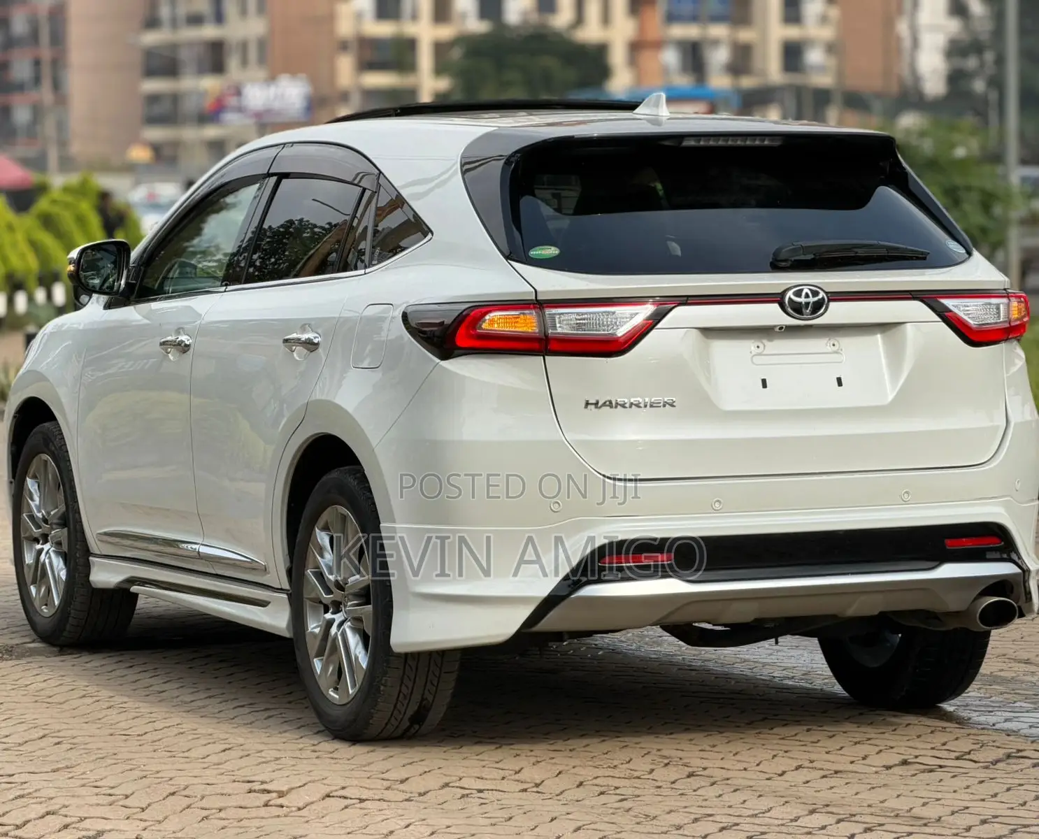 Toyota Harrier 2019