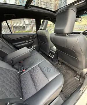 Toyota Harrier 2019