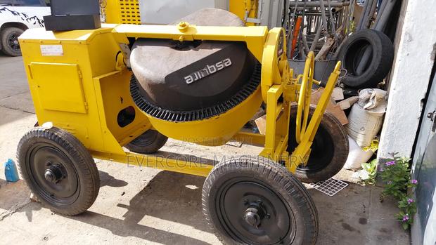 Concrete Mixer 500l Diesel Ppropelled Best Quality.