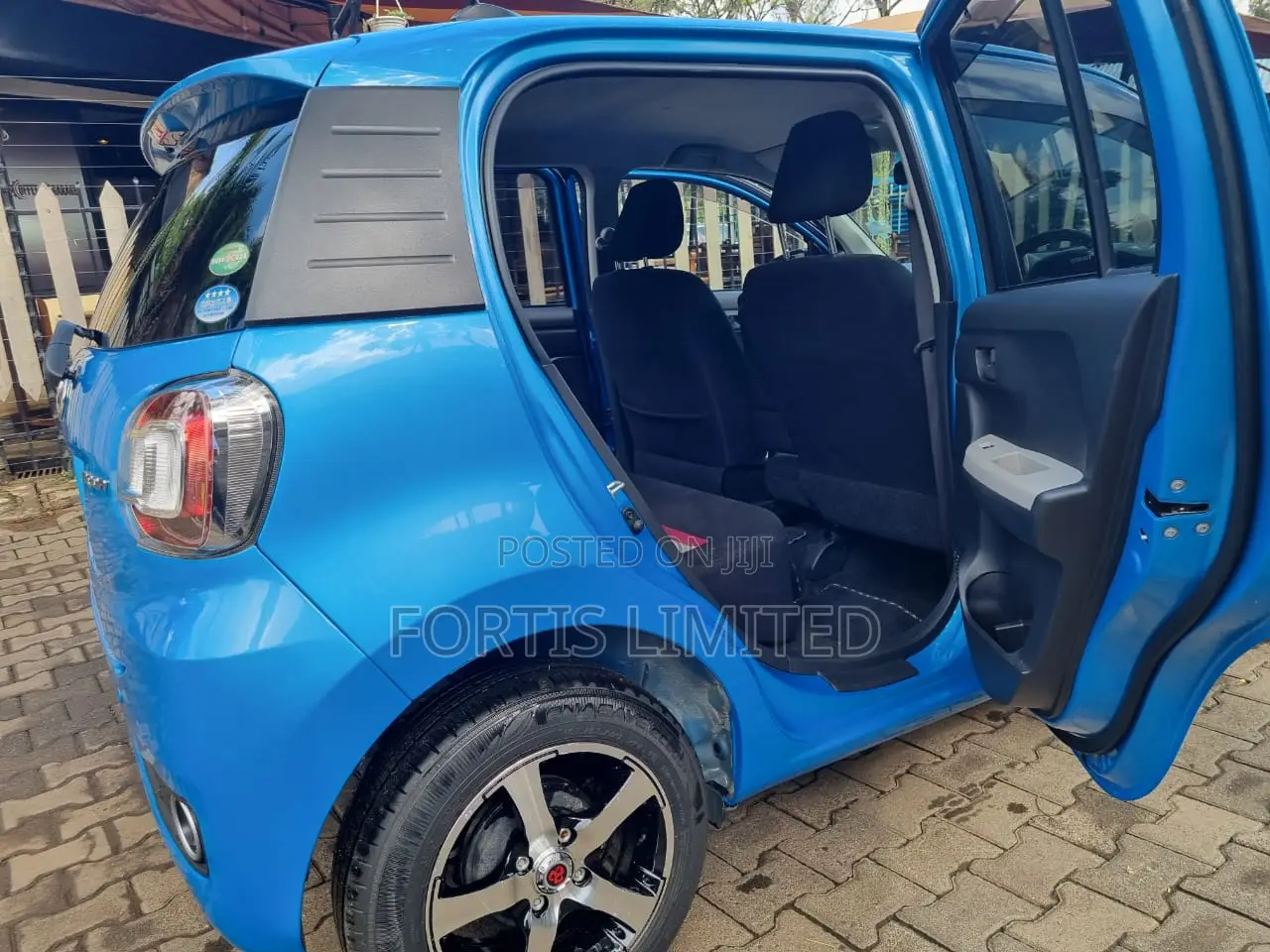 Toyota Passo 1.0 FWD 2016 Blue