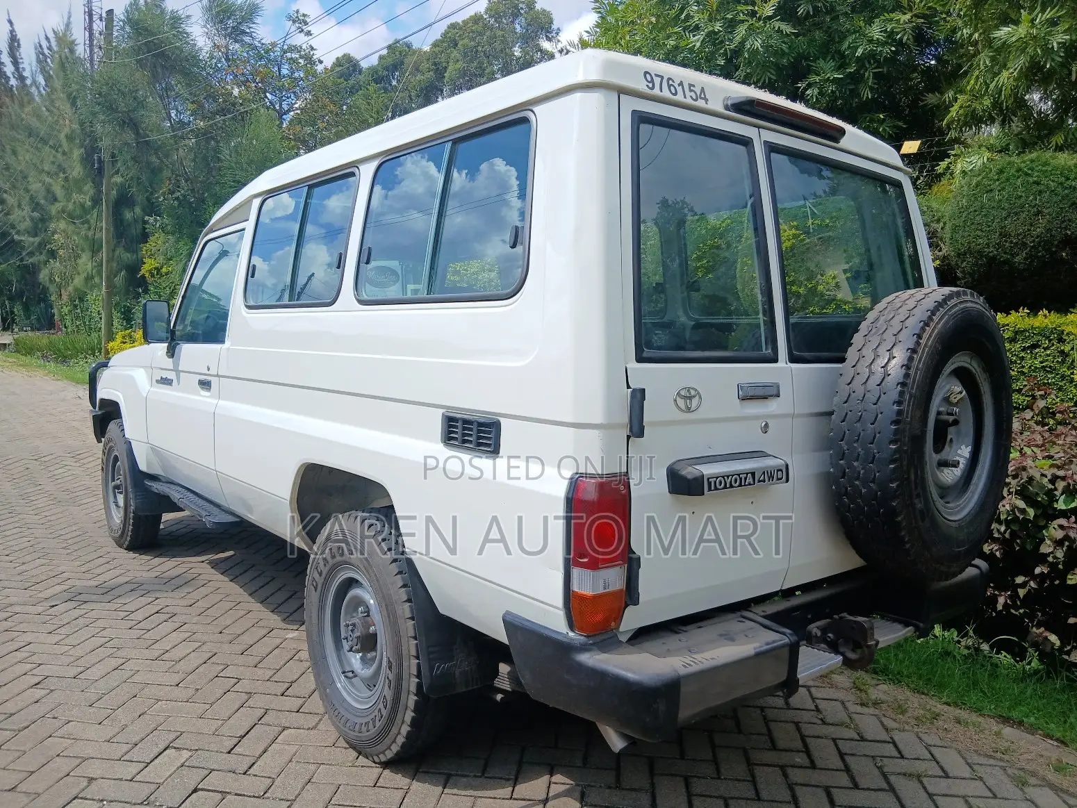 Toyota Land Cruiser 2020 White