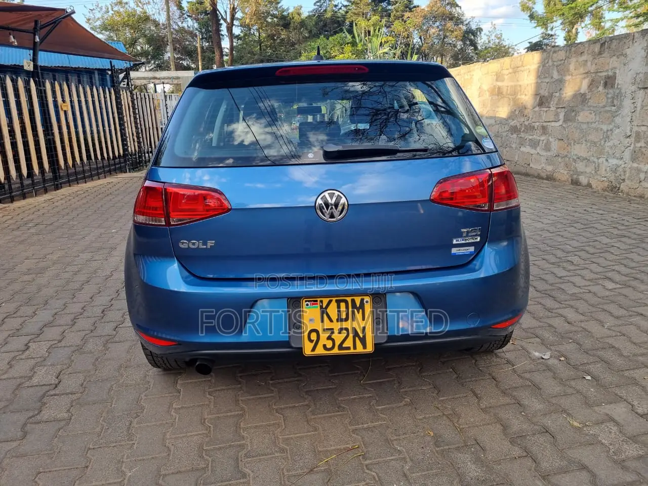 Volkswagen Golf 2016 Blue