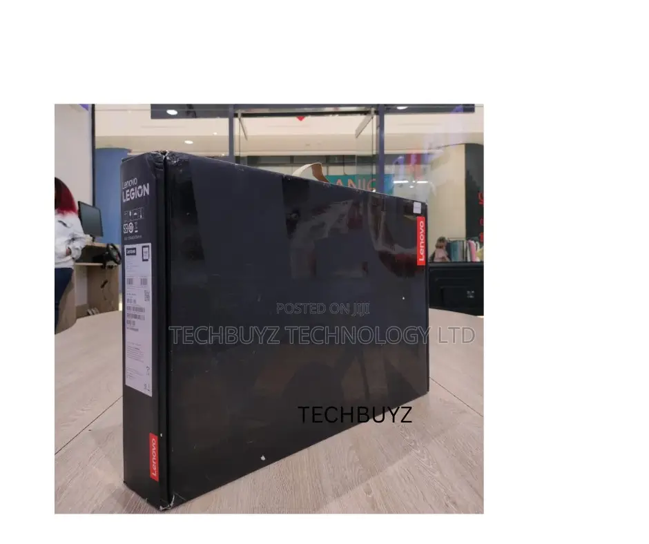 New Laptop Lenovo Legion 7 32GB Intel Core Ultra 9 SSD 1T