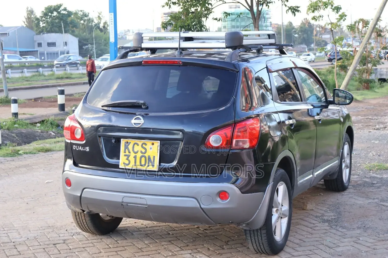Nissan Dualis 2011 Black