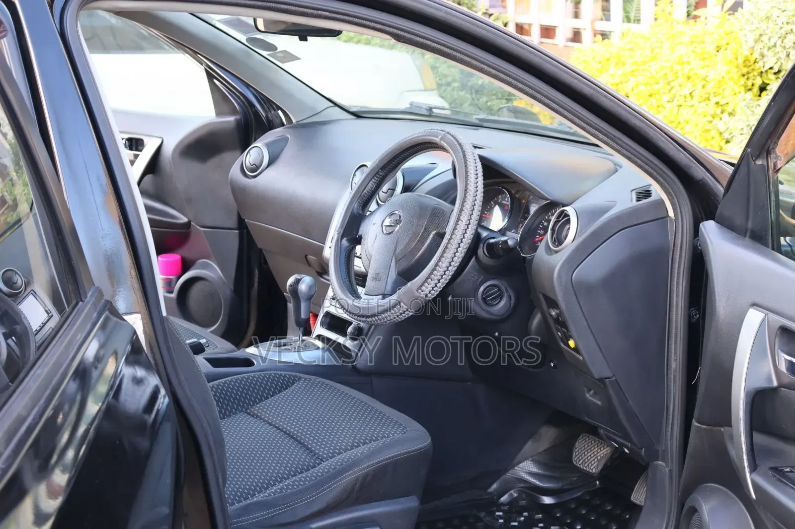 Nissan Dualis 2011 Black