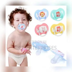 Silicone Cute Baby Pacifier With Cap