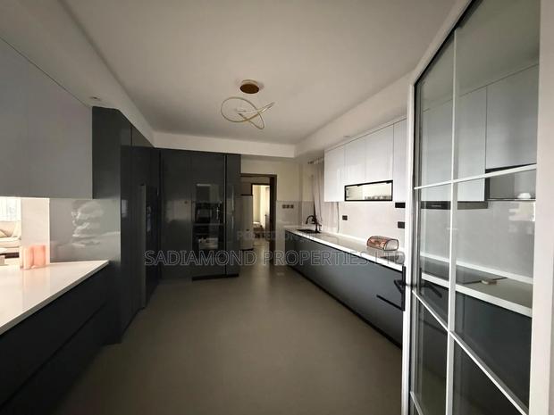 3bdrm Apartment in Parklands/Highridge for rent - thumbnail 2