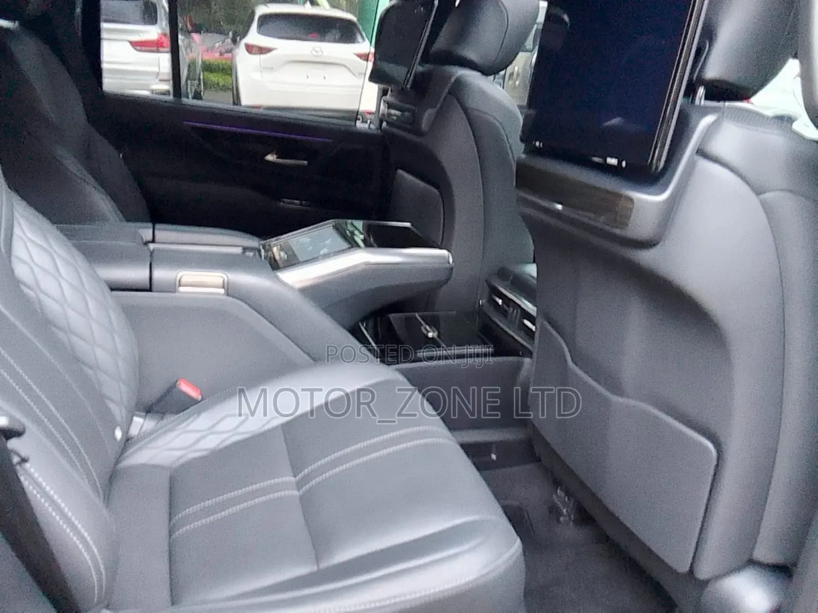 Lexus LX LX 600 2023 Black