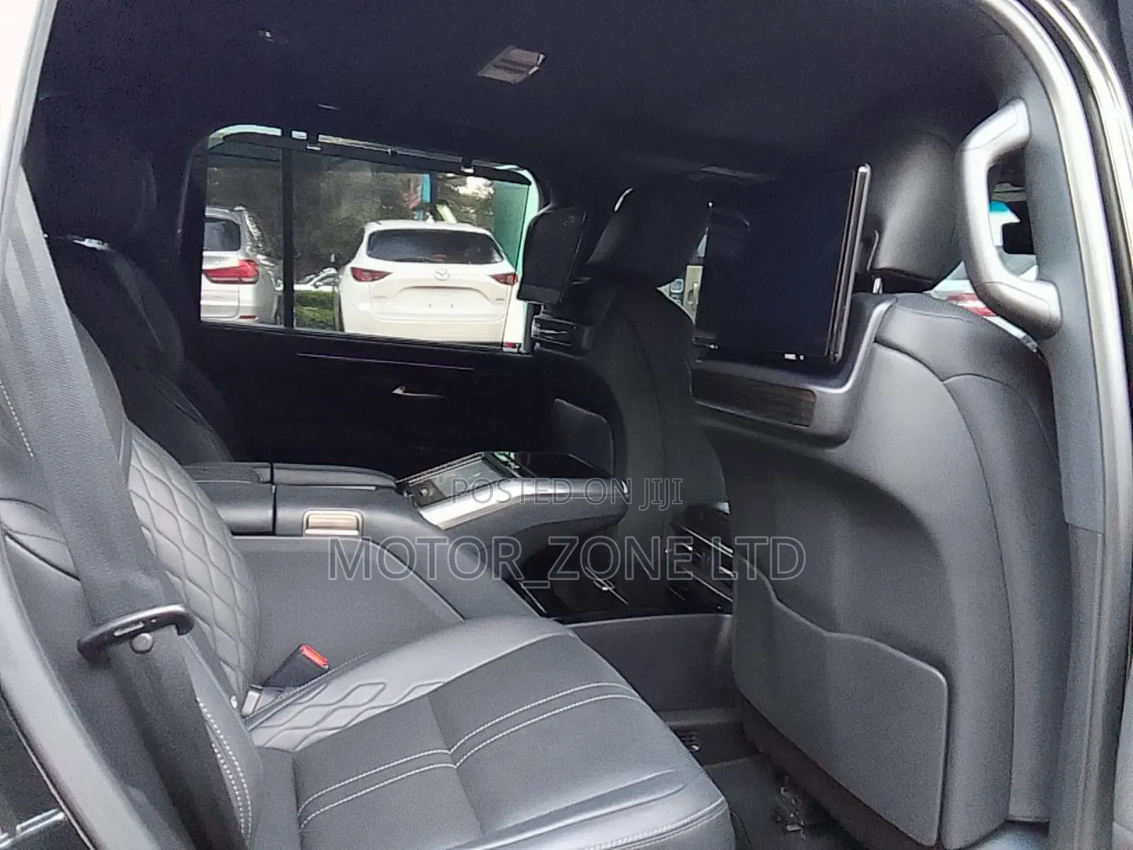 Lexus LX LX 600 2023 Black
