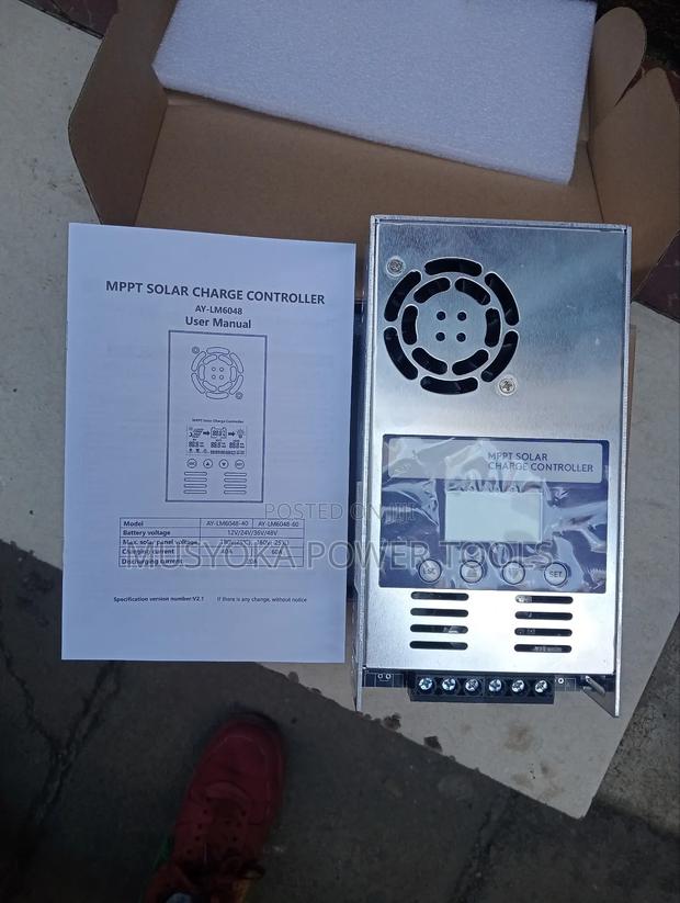 60 Ah Solar Charge Controller - main view