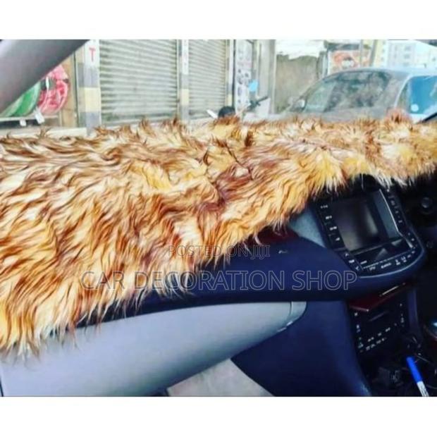 Classy Washable Baije Dashboard Fur Mat