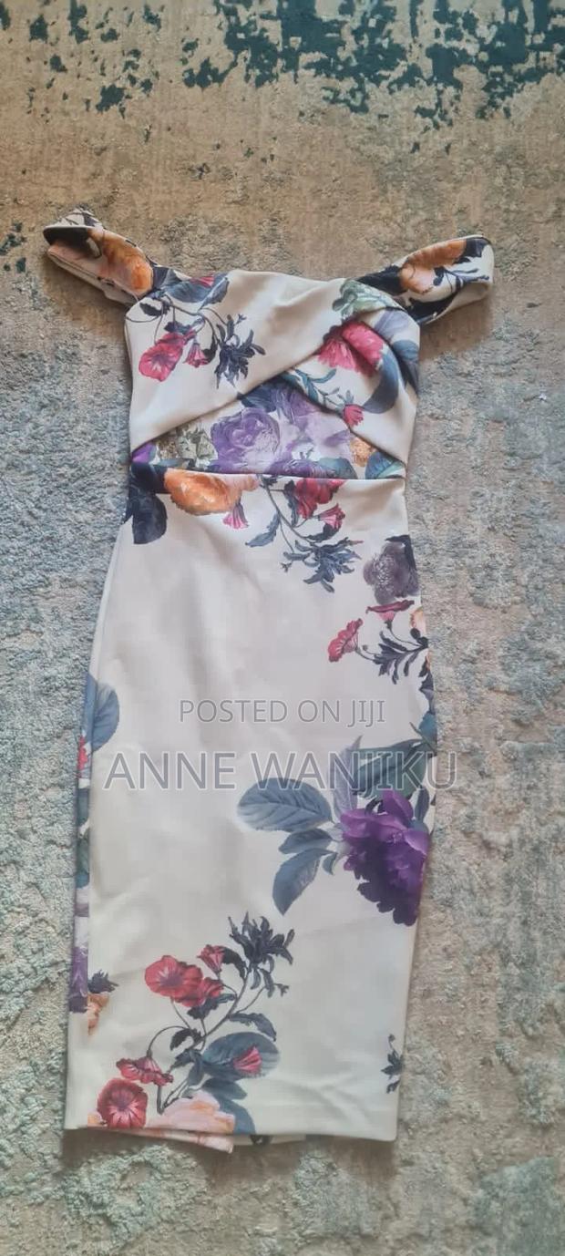 Off-Shoulder Floral Bodycon Midi Dress