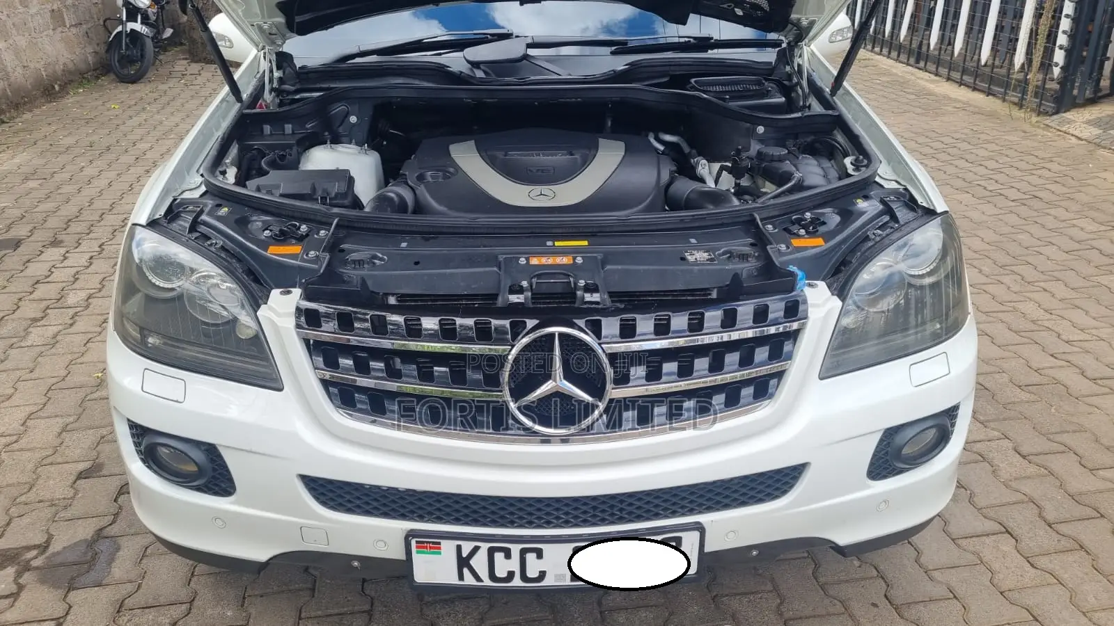 Mercedes-Benz M Class 2008 White