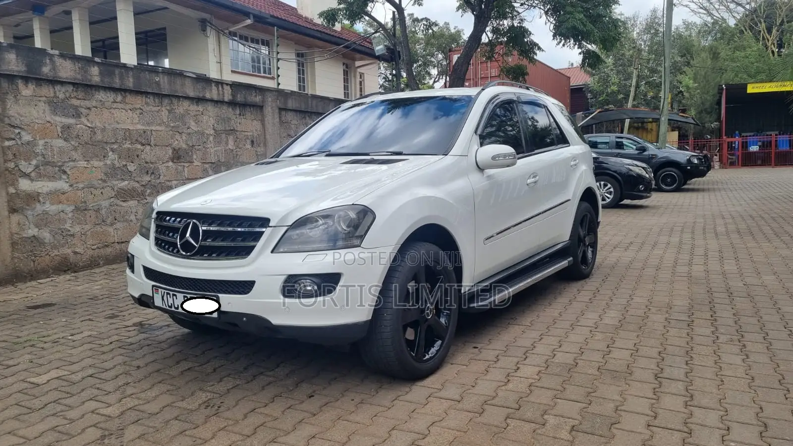 Mercedes-Benz M Class 2008 White