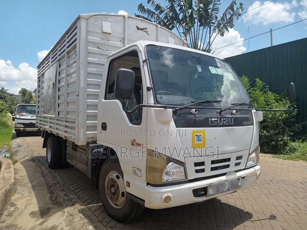 Isuzu NKR Manual Diesel - thumbnail 2