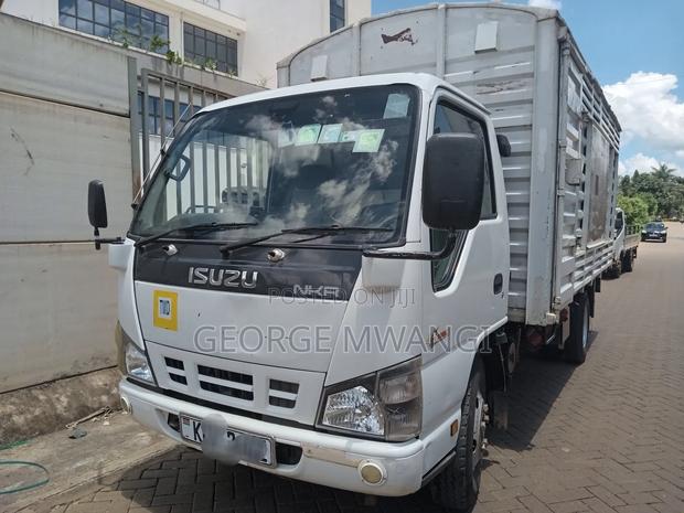 Isuzu NKR Manual Diesel - thumbnail 3