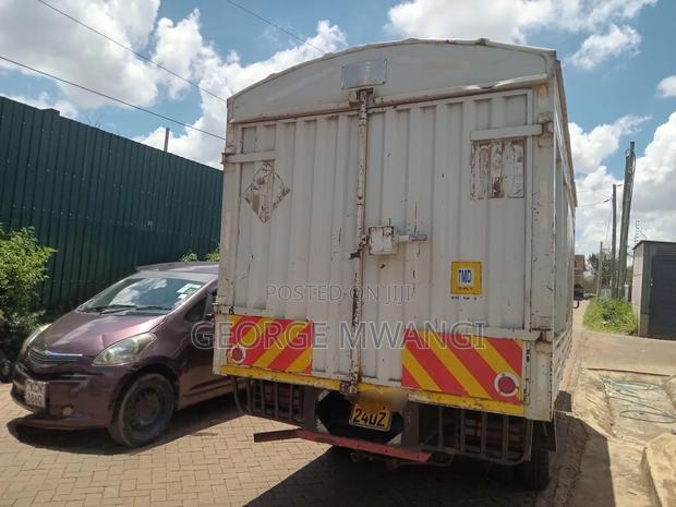 Isuzu NKR Manual Diesel - thumbnail 6