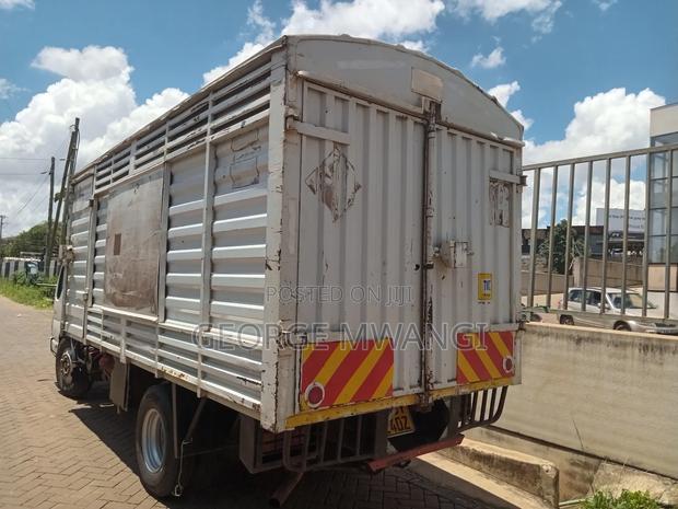 Isuzu NKR Manual Diesel - thumbnail 8