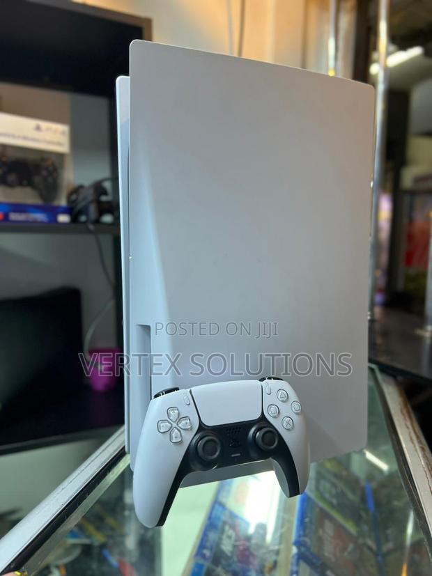Play Station 5 Digital Edition Used - main view