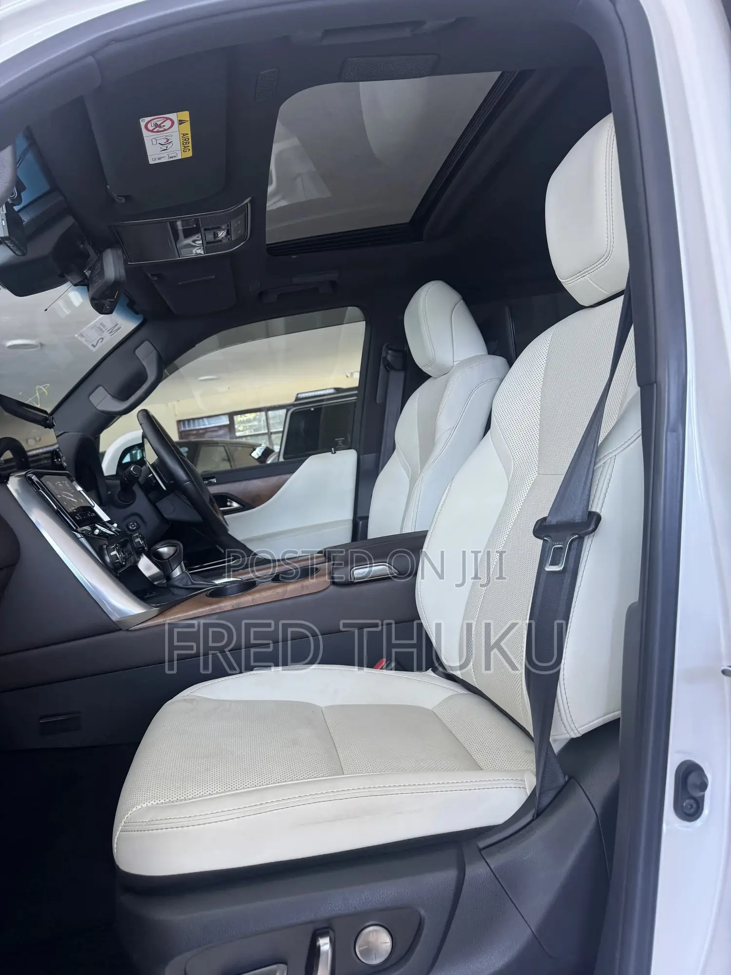 Lexus LX 600 2023 White