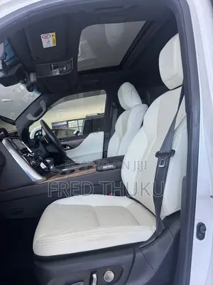 Lexus LX 600 2023 White