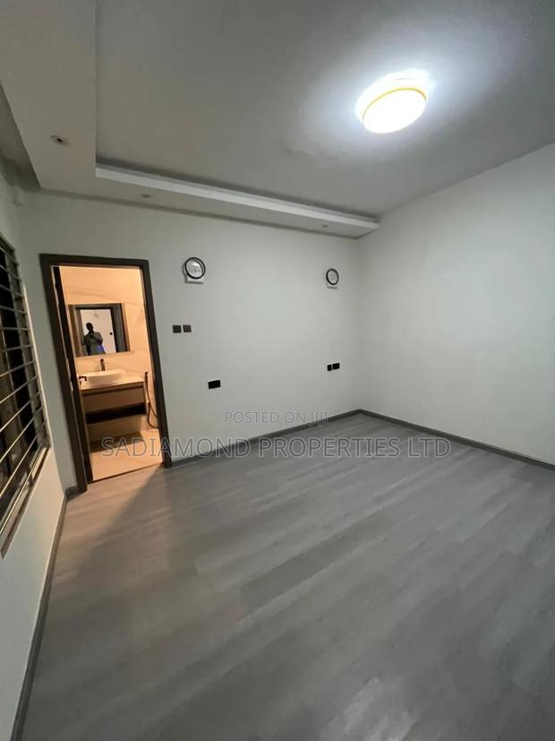 4bdrm Apartment in Parklands/Highridge for rent - thumbnail 4