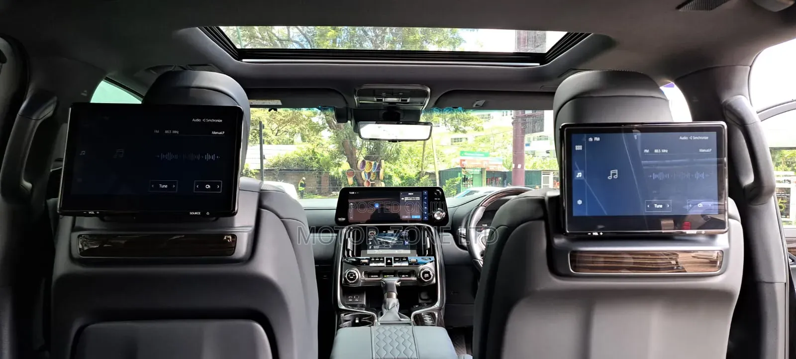 Lexus LX LX 600 2023 Black