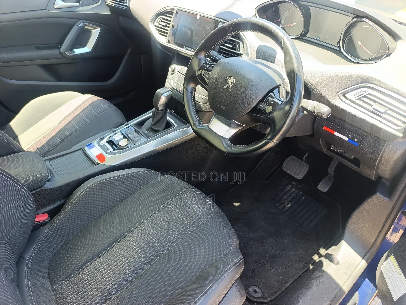 Peugeot 308 2018 Blue