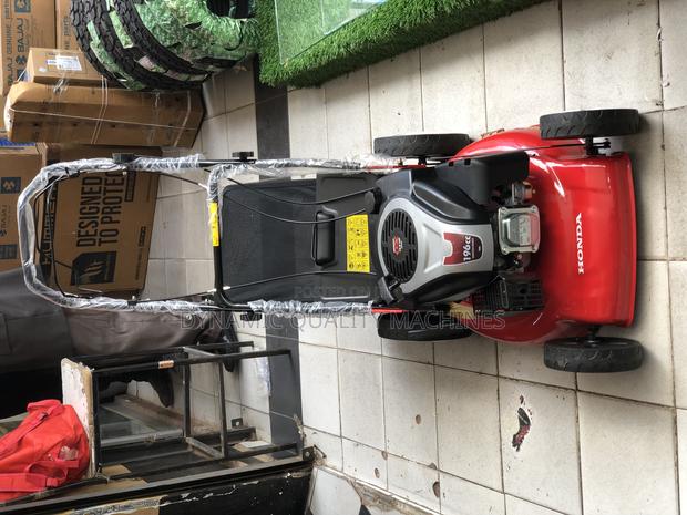 21”Blade 10hp 196cc Honda Self Propelled Lawnmower - main view