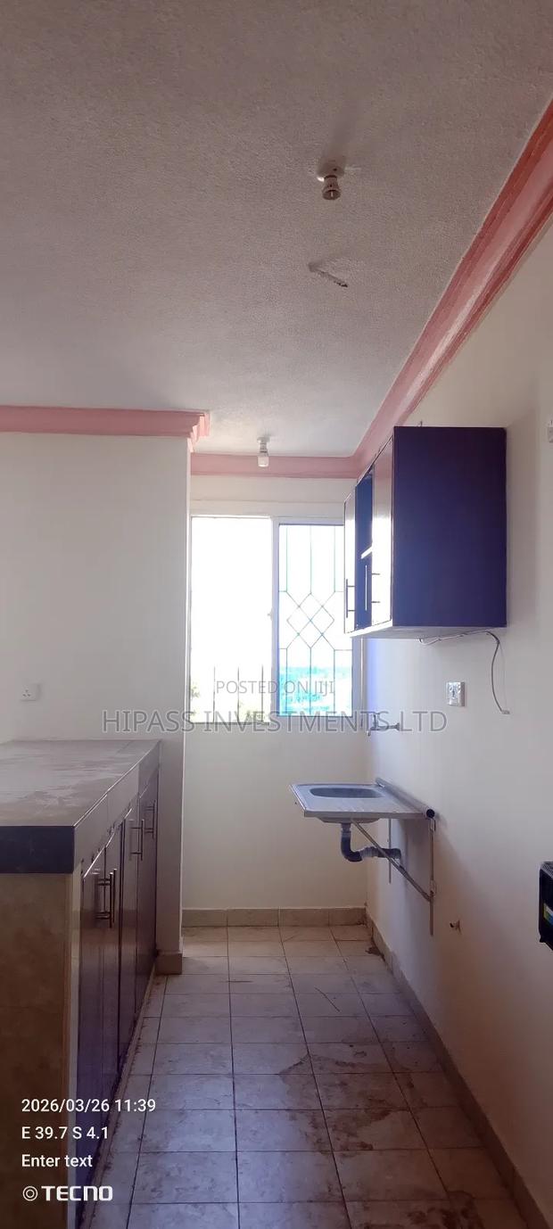 1bdrm Bedsitter in Abuhureira, Majengo for rent