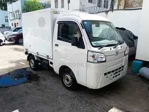 Manual Daihatsu Hijet Freezer