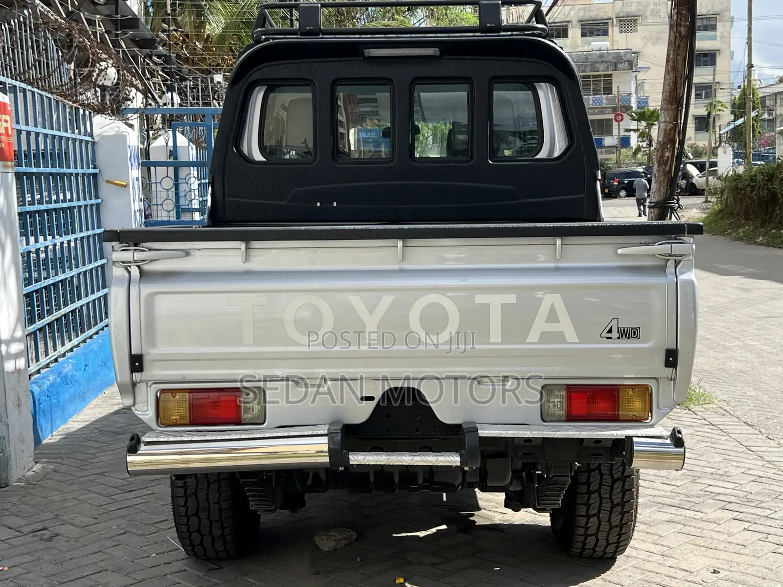 Toyota Land Cruiser 2019 Silver
