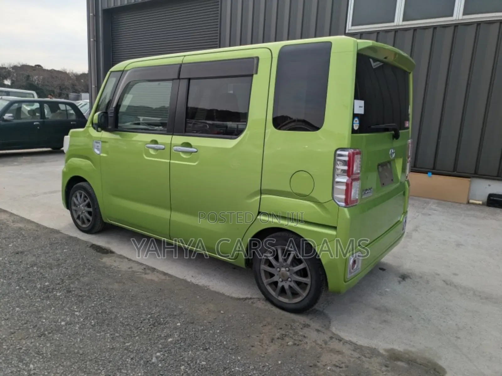 Toyota Pixis Mega 660 FWD 2019 Green