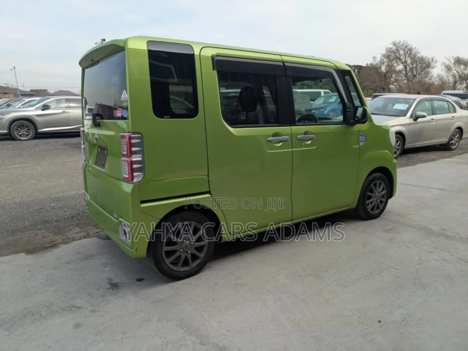 Toyota Pixis Mega 660 FWD 2019 Green